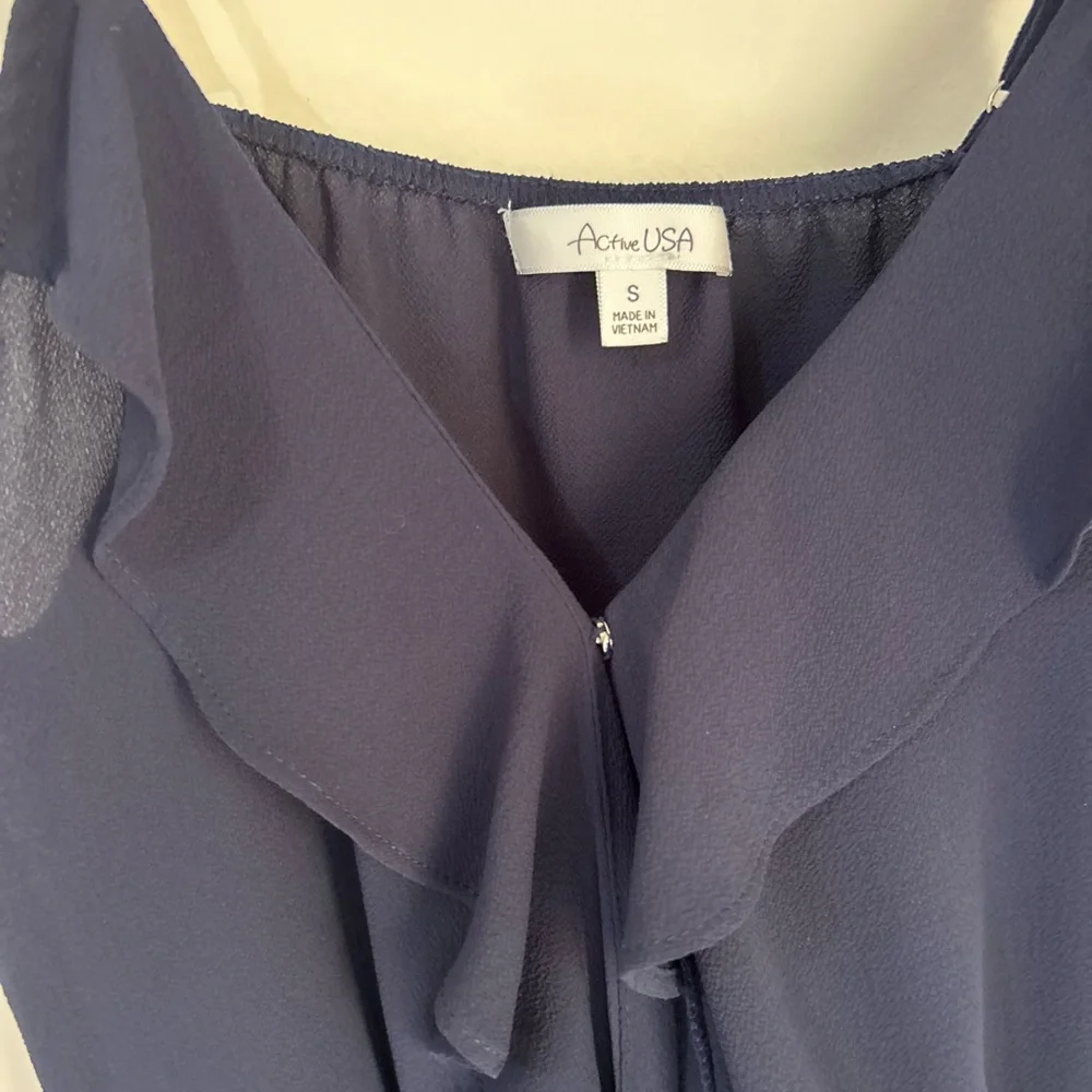 Active USA Black Ruffle Camisole 90’s Y2K - Picture 3 of 6